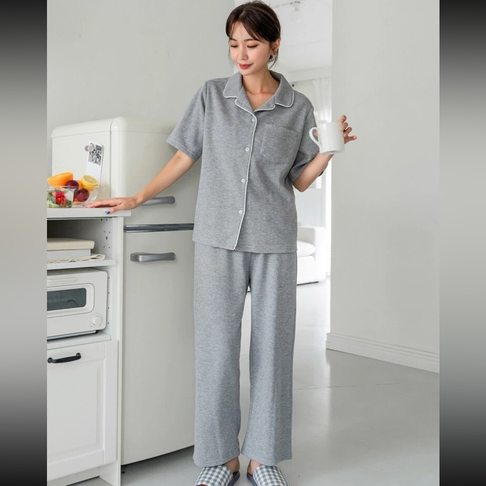 NEW Waffle Knit PJ Set Gray Women’s Pajama Set Size XL (6) Thick & Comfortable ￼